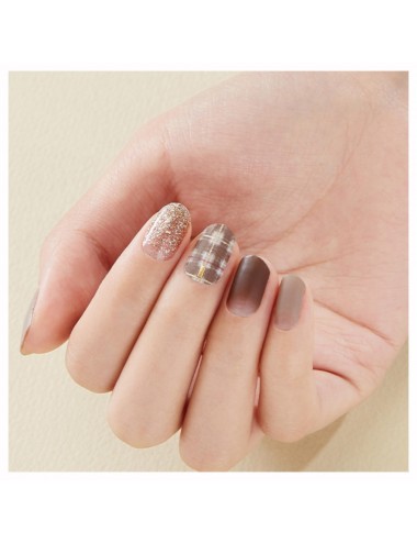 Cosmética Coreana al mejor precio: GLOSS MATTE Brown Crayon de DASHING DIVA en Skin Thinks - 