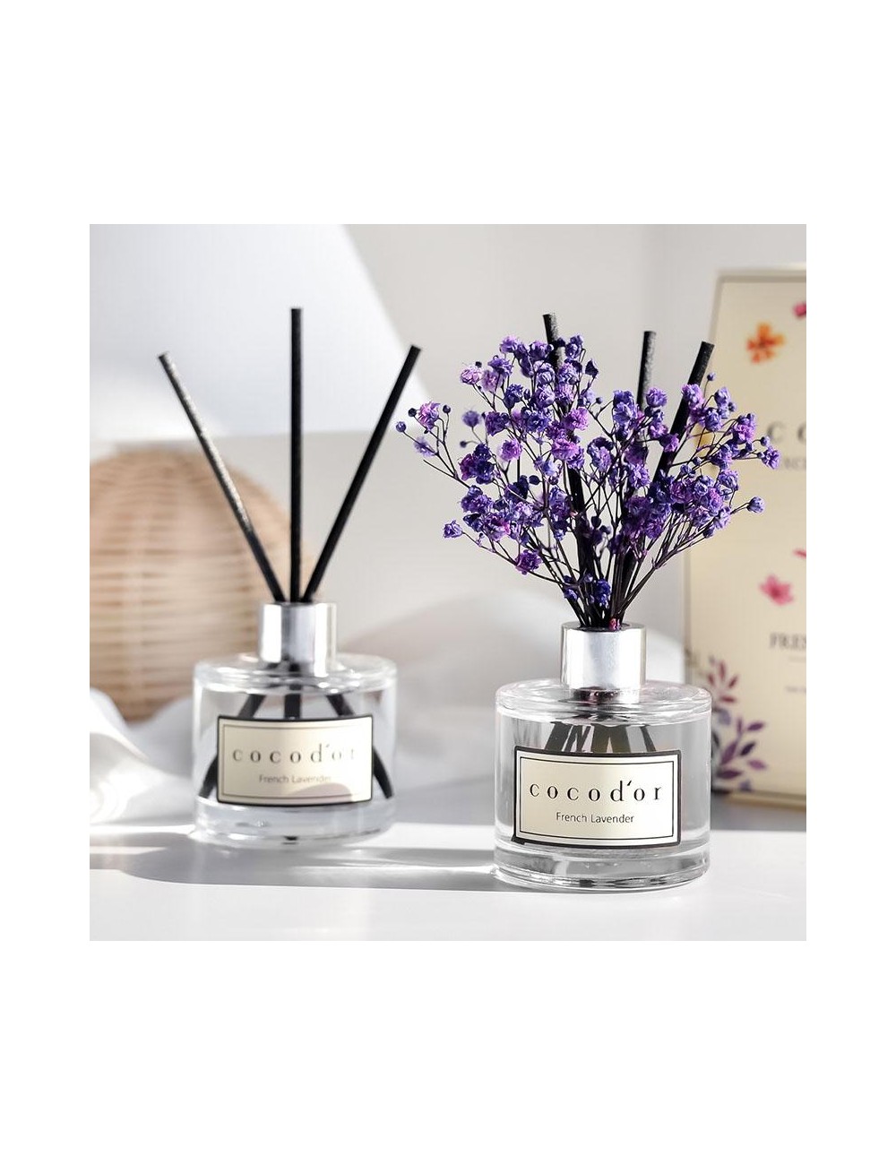 Hogar al mejor precio: Difusor con Flores preservadas Diffuser Garden Lavender, Aroma de Lavanda 50ml de Cocod'or en Skin Thinks - 