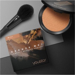 Cosmética Vegana al mejor precio: YOUSTAR BRONZE ME! Compact Bronzer Powder - 03 Dark de YOUSTAR COSMETICS en Skin Thinks - 