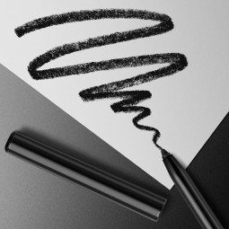 Maquillaje - Cosmética Natural al mejor precio: YOUSTAR EYE KOHL Eyeliner & Kajal 01-Lápiz de ojos negro de YOUSTAR COSMETICS en Skin Thinks - 