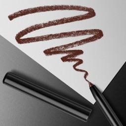 Maquillaje - Cosmética Natural al mejor precio: YOUSTAR EYE KOHL Eyeliner & Kajal 02-Lápiz de ojos marrón de YOUSTAR COSMETICS en Skin Thinks - 