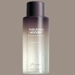 Tónicos al mejor precio: Tónico con Hialurónico HaruHaru Wonder Black Rice Hyaluronic Toner 150ml de Haru Haru Wonder en Skin Thinks - Tratamiento Anti-Edad