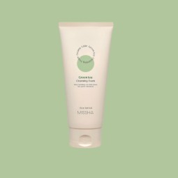 Espumas Limpiadoras al mejor precio: MISSHA Creamy Latte Cleansing Foam Green Tea- Piel grasa y poros de Missha en Skin Thinks - Piel Seca