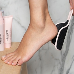 Corporal al mejor precio: StarSkin Fab Foot File Lima para pies de STARSKIN en Skin Thinks - Piel Seca