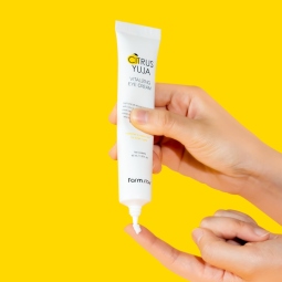 Contorno de Ojos al mejor precio: Contorno con Vitamina C Farmstay Citrus Yuja Vitalizing Eye Cream 45ml de FarmStay en Skin Thinks - Piel Seca