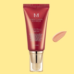 Textura cremosa de Missha M Perfect Cover BB Cream tono 23 natural beige mostrando cobertura natural sin efecto gris