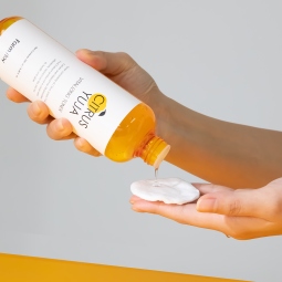 Tónicos al mejor precio: Tónico con Vitamina C Farmstay Citrus Yuja Vitalizing Toner 280ml de FarmStay en Skin Thinks - Tratamiento Anti-Manchas 
