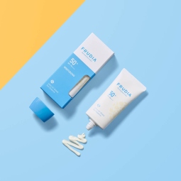 Protección Solar al mejor precio: Frudia Ultra UV Shield Sun Essence Moisturizing SPF 50+ PA ++++ de Frudia en Skin Thinks - Piel Seca