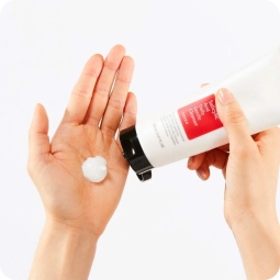 Cosmética Coreana al mejor precio: Espuma limpiadora COSRX Salicylic Acid Daily Gentle Cleanser de Cosrx en Skin Thinks - Tratamiento de Poros