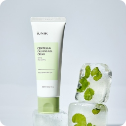Cosmética Coreana al mejor precio: Crema para Piel Grasa y Sensible Iunik Centella Calming Gel Cream de Iunik en Skin Thinks - Piel Sensible