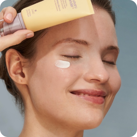 Protector Solar al mejor precio: Haruharu Wonder Black Rice Moisture Airyfit Daily Sunscreen Spf50 Pa++++ de Haru Haru Wonder en Skin Thinks - Piel Seca