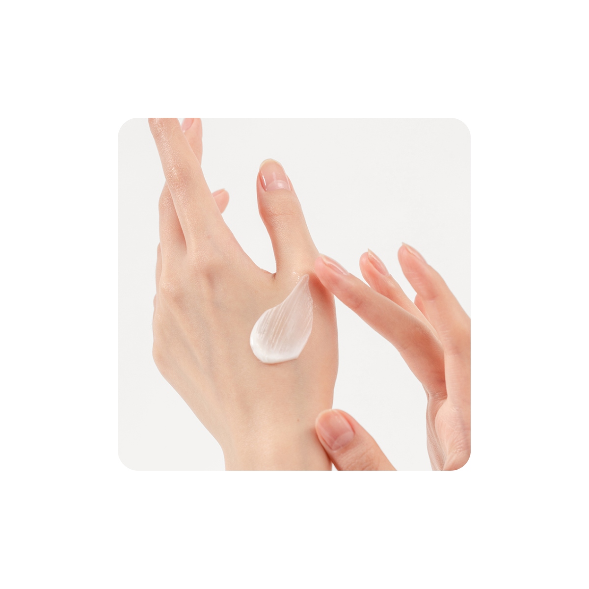 Corporal al mejor precio: Mizon Hyaluronic Acid Hand & Foot Cream 100ml de Mizon en Skin Thinks - Piel Seca