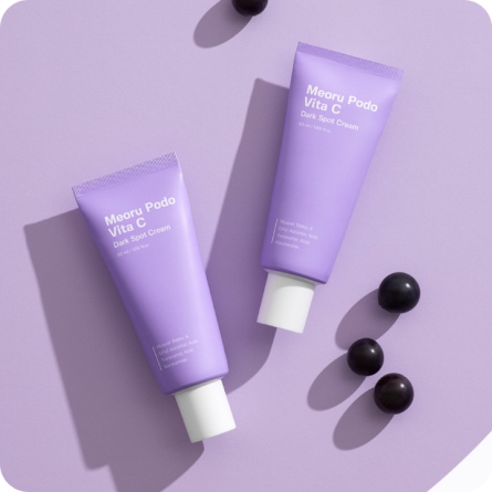 Emulsiones y Cremas al mejor precio: Crema Antimanchas y antiedad Sungboon Editor Meroru Podo Vita C Dark Spot Cream de Sungboon Editor en Skin Thinks - Tratamiento Anti-Edad