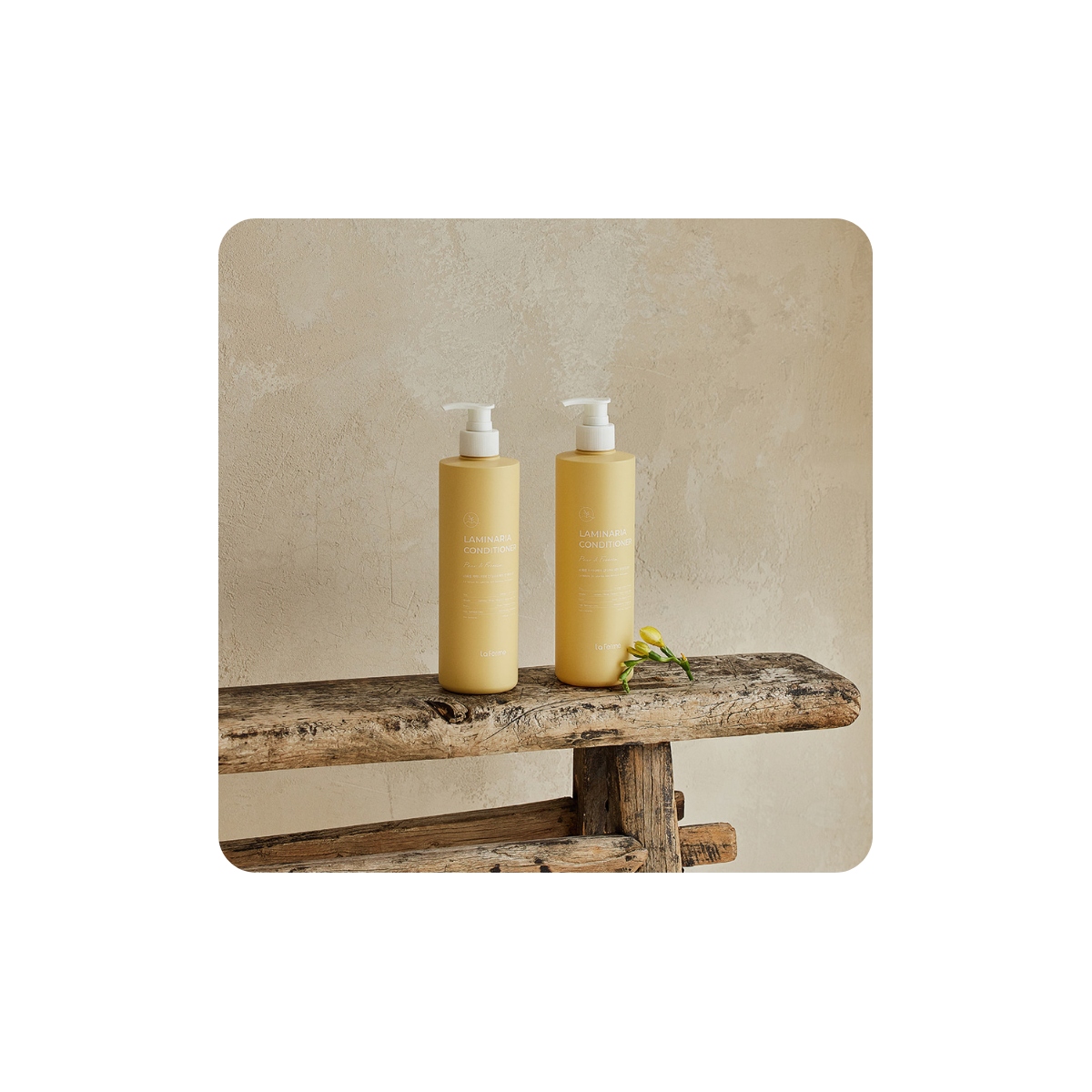 Cabello al mejor precio: Acondicionador Cabello Dañado Laferme Laminaria Conditioner Pear & Fresia 500ml de La Ferme en Skin Thinks - 