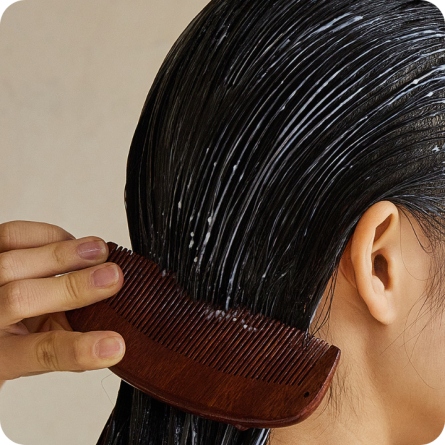 Cabello al mejor precio: Acondicionador Cabello Dañado Laferme Laminaria Conditioner Pear & Fresia 500ml de La Ferme en Skin Thinks - 