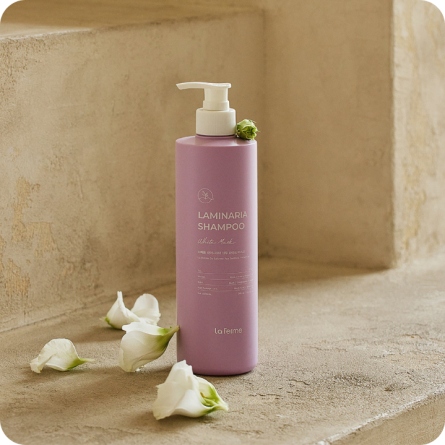 Cabello al mejor precio: Champú Nutritivo Laferme Laminaria Shampoo White Musk 500ml de La Ferme en Skin Thinks - 