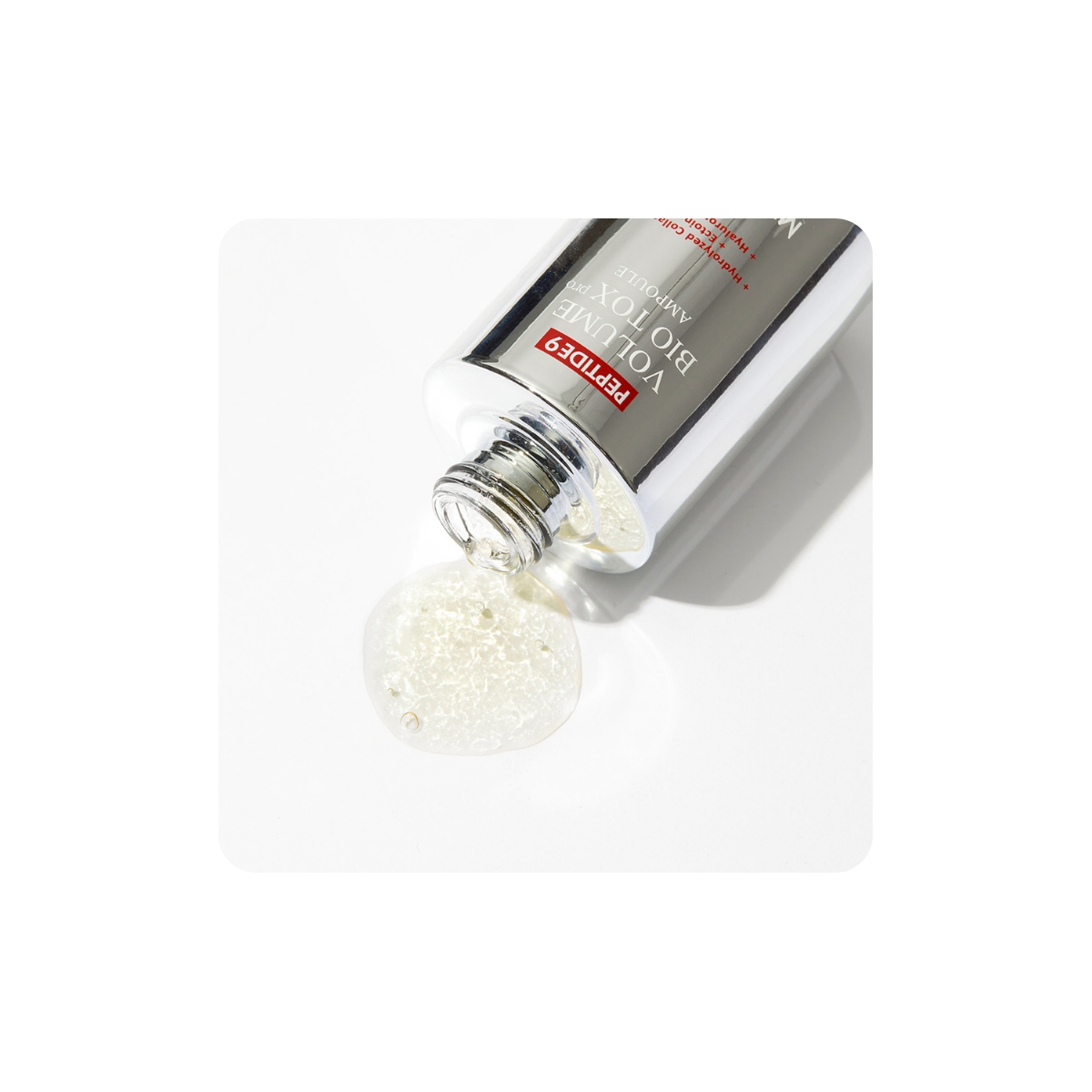 Ampolla Medi-Peel Peptide 9 Volume Bio Tox Ampoule Pro con textura gel tipo jelly.