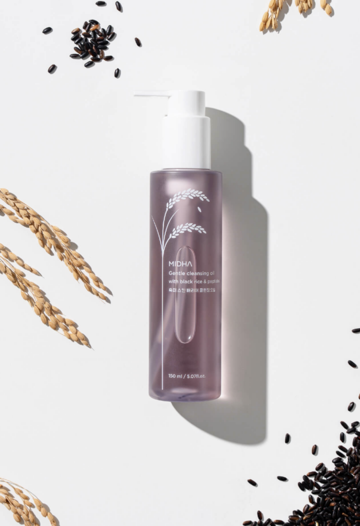 MIDHA Cleansing Oil with Black Rice, arrastra el maquillaje, el SPF y el exceso de sebo